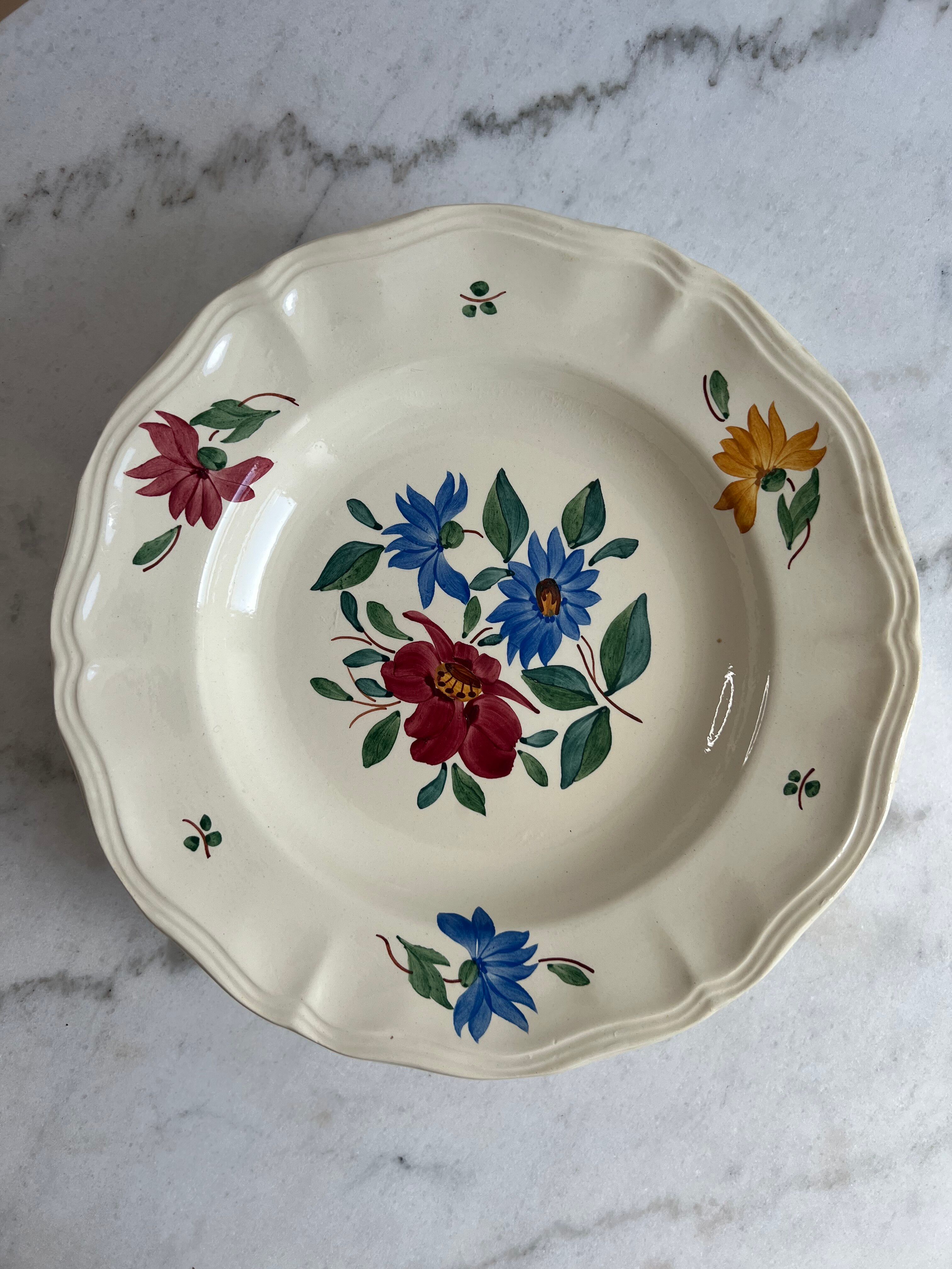 Lot 11 assiettes creuses Sarreguemines et Digoin