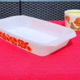 Vintage arcopal gratin dish lotus model