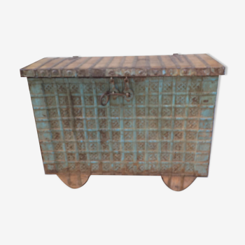 19th-century wooden wheel box