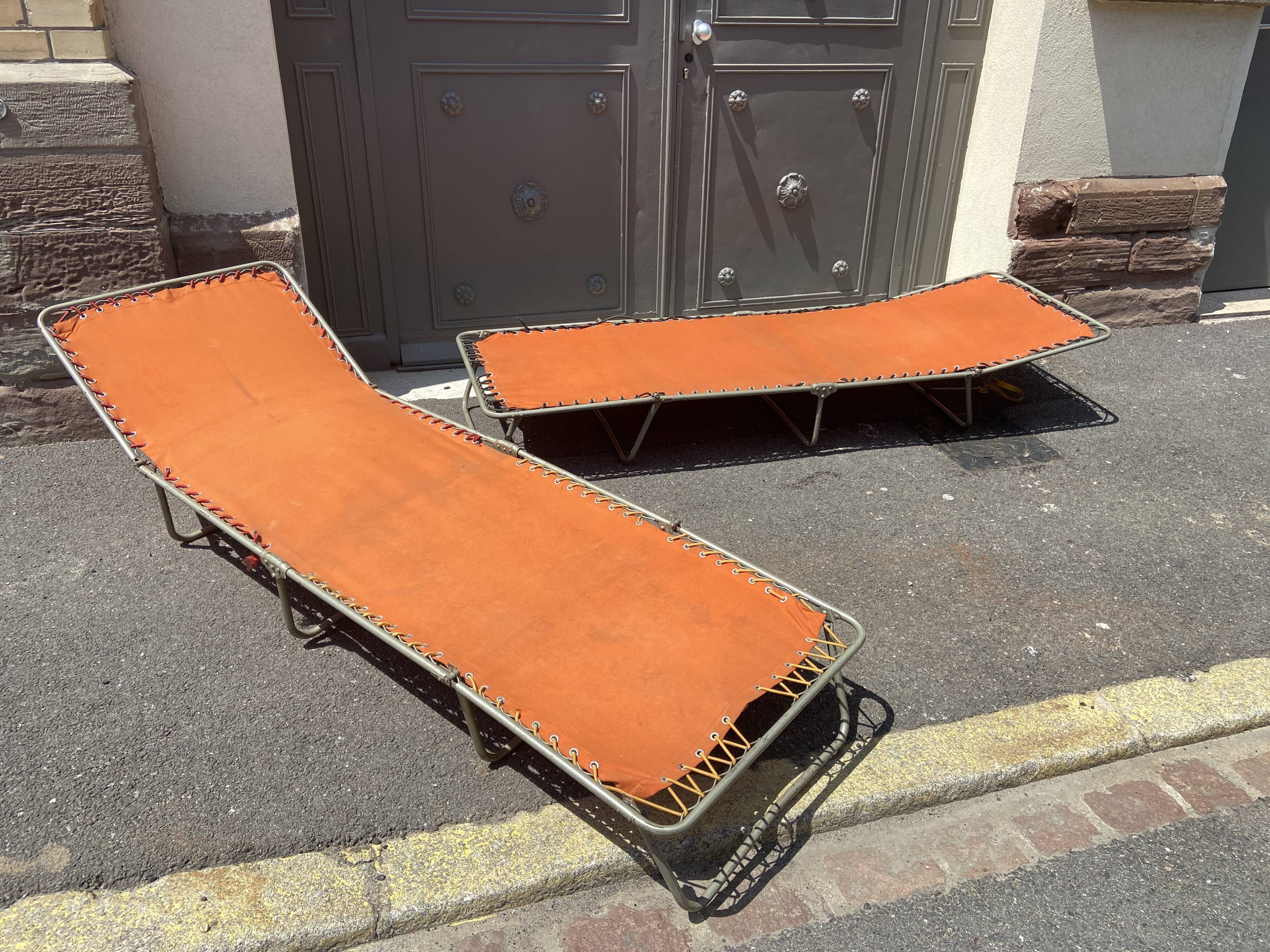Vintage sunbathing deckchair 70S