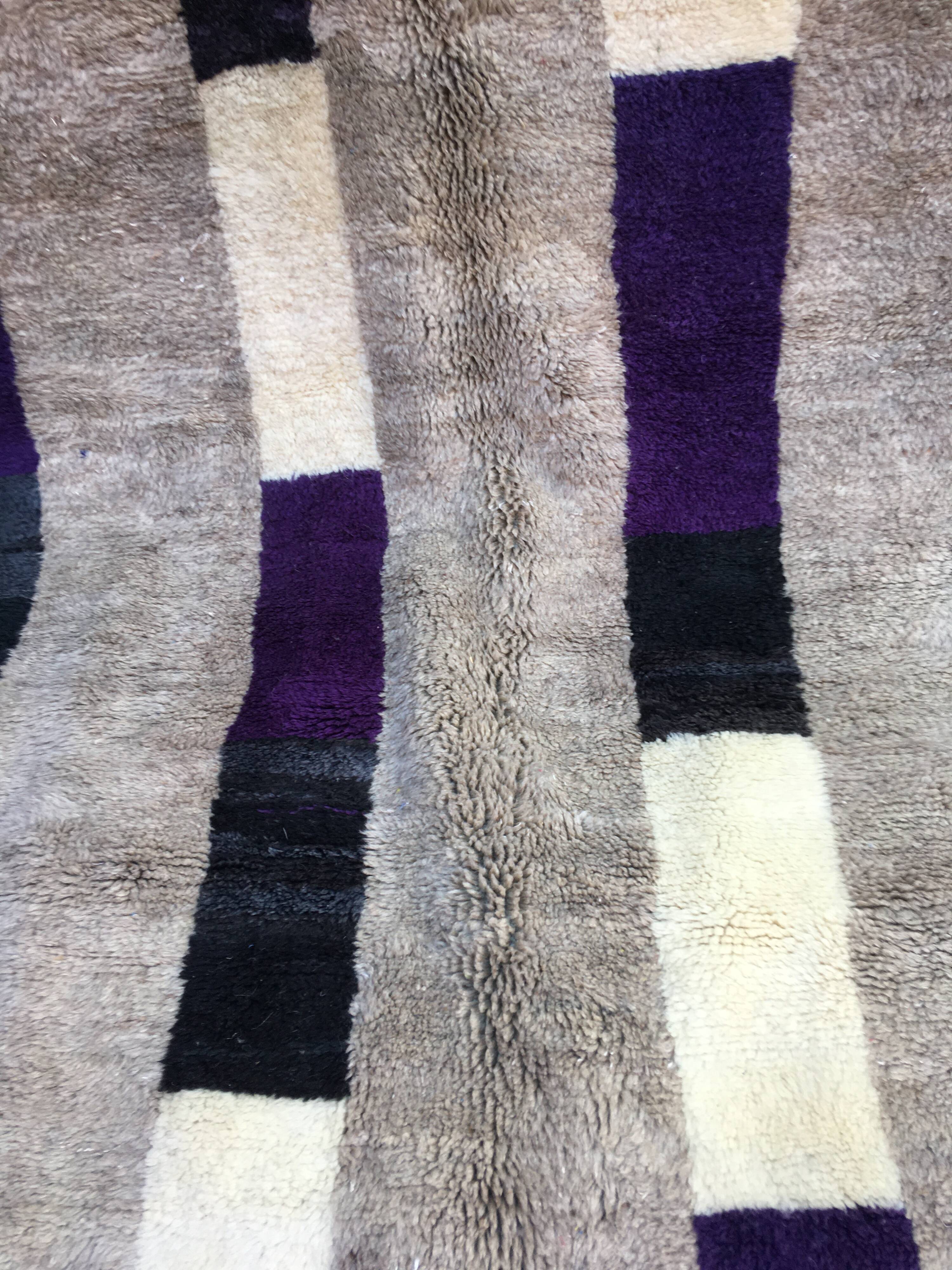 Tapis Mrirt d'exception 272 x 175 cm