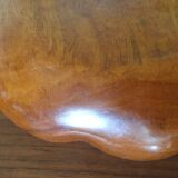 Plat en bois en forme de fleur