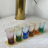 Set de six verres à liqueur colorés