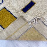 Handmade moroccan berber carpet 255 x 147 cm
