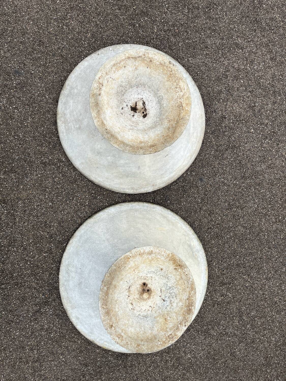 Pair of diabolo basins, planters, fiber cement planters