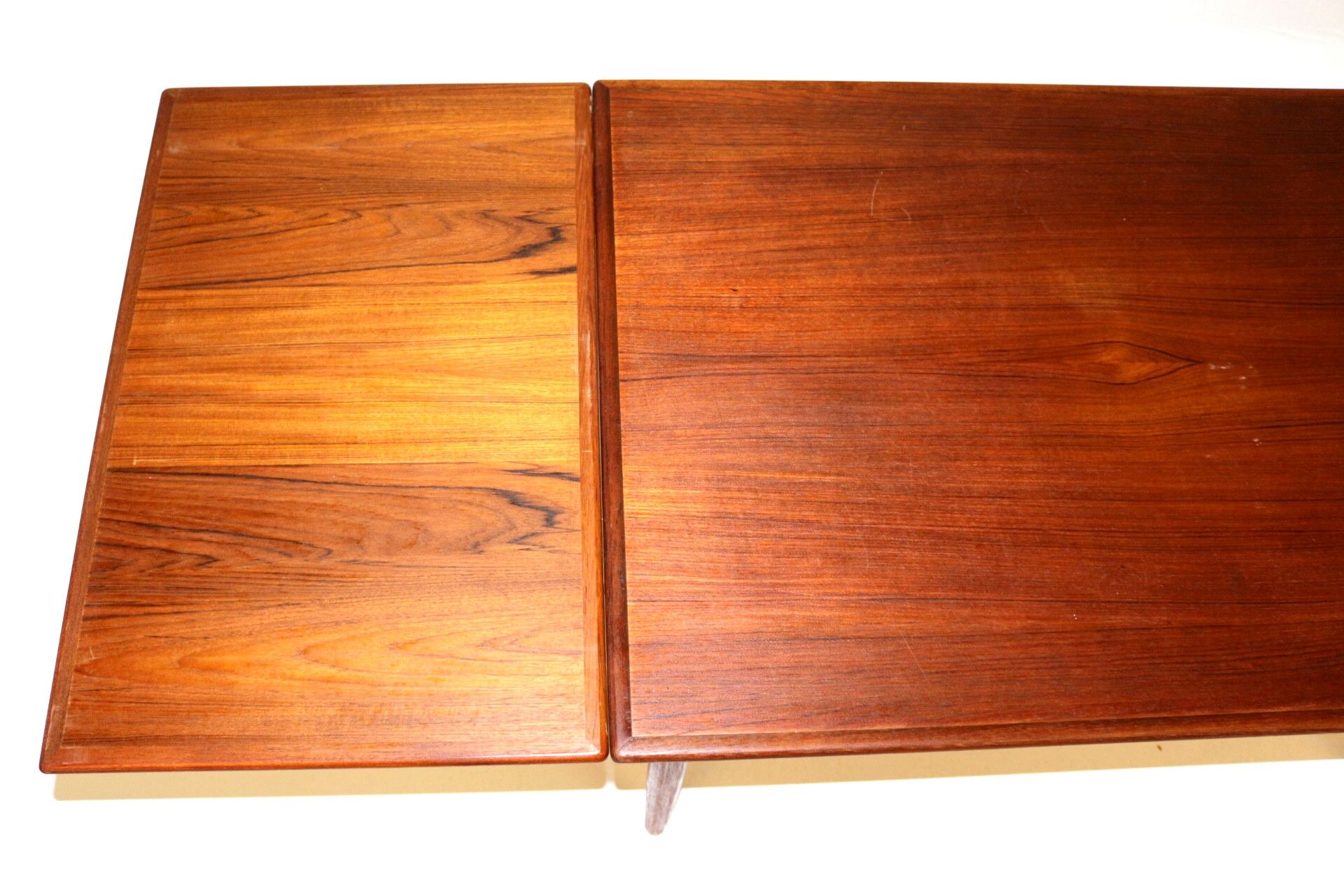 Extendable dining table Denmark 1950