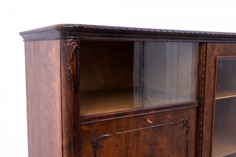 A chest of drawers/bar from around 1910, Western Europe.