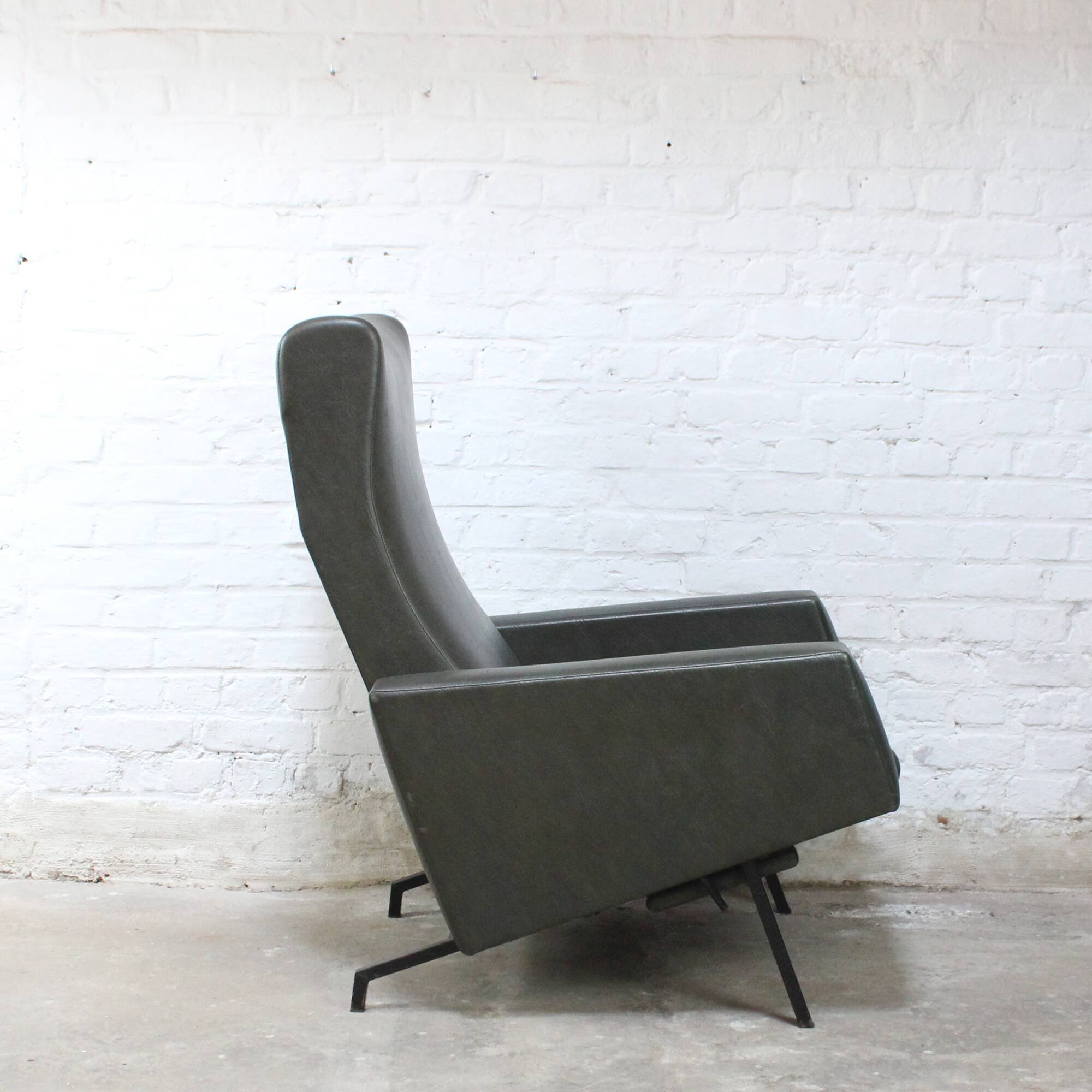 Trelax relax armchair by Pierre Guariche for Meurop 1960s