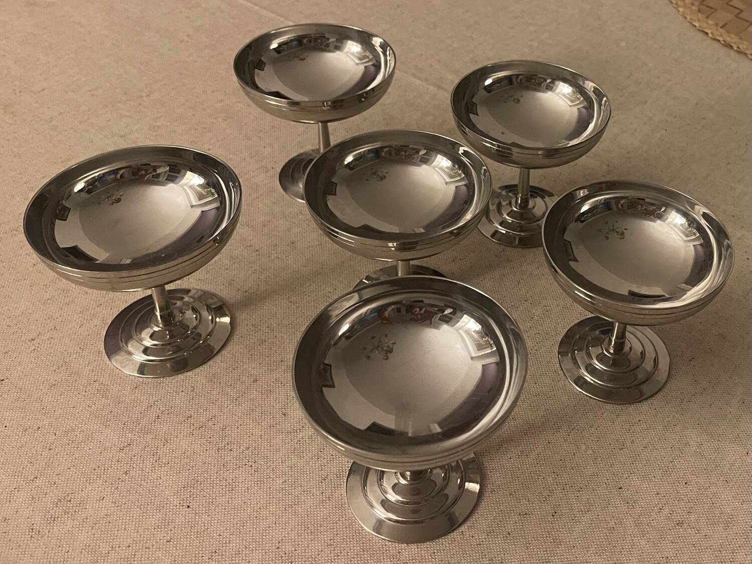 6 coupes en inox Letang Remy