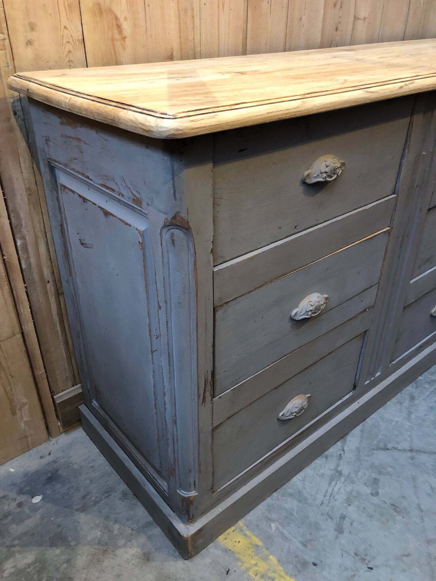 Furniture craft 9 drawers