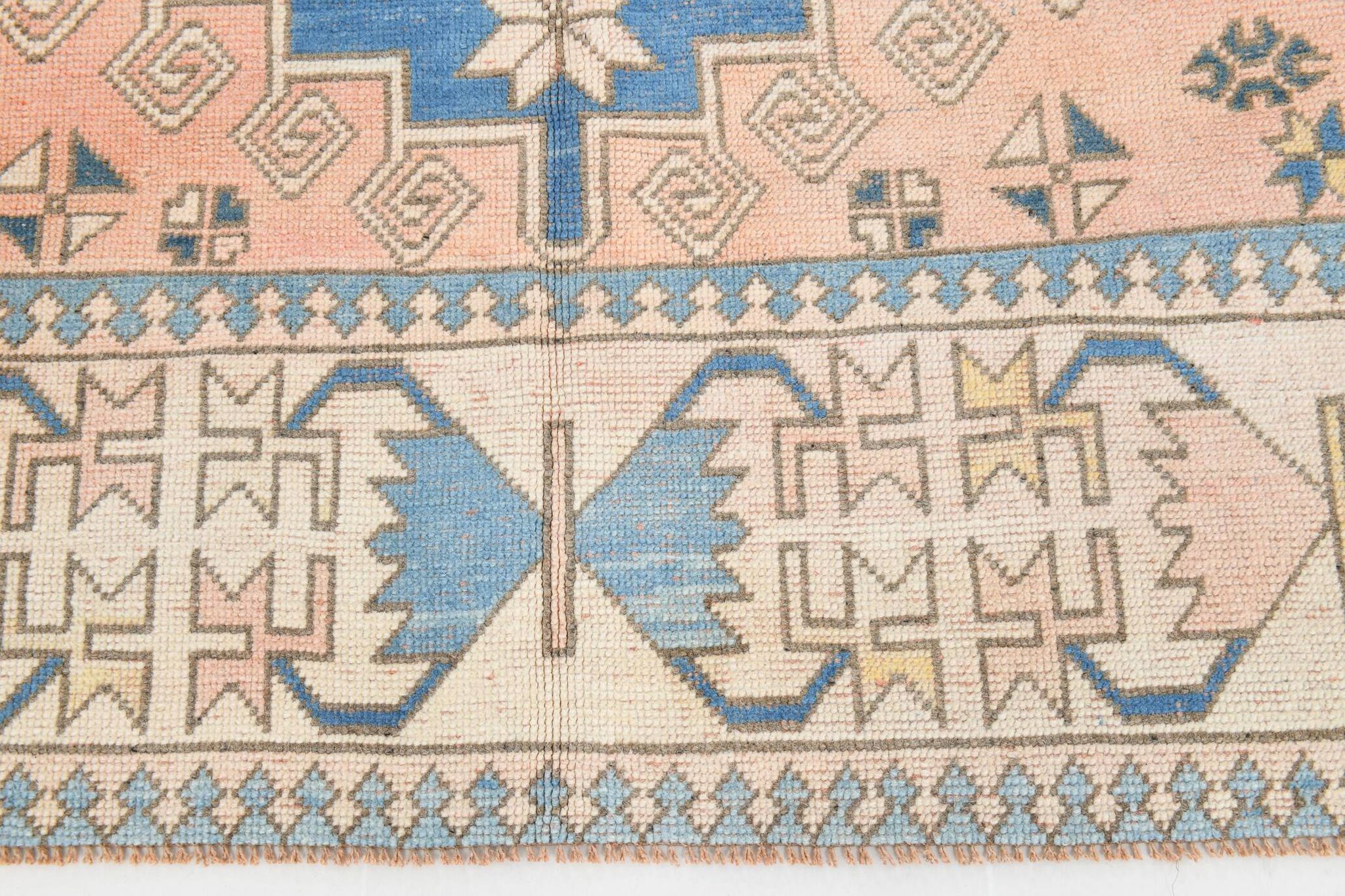 6x10 Salmon & Blue Comtemporary Vintage Rug, 194x297Cm