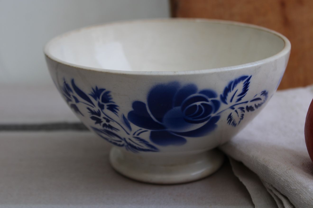 Set of 2 antique ceramic bowls