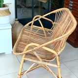 Old vintage sofa / rattan bench