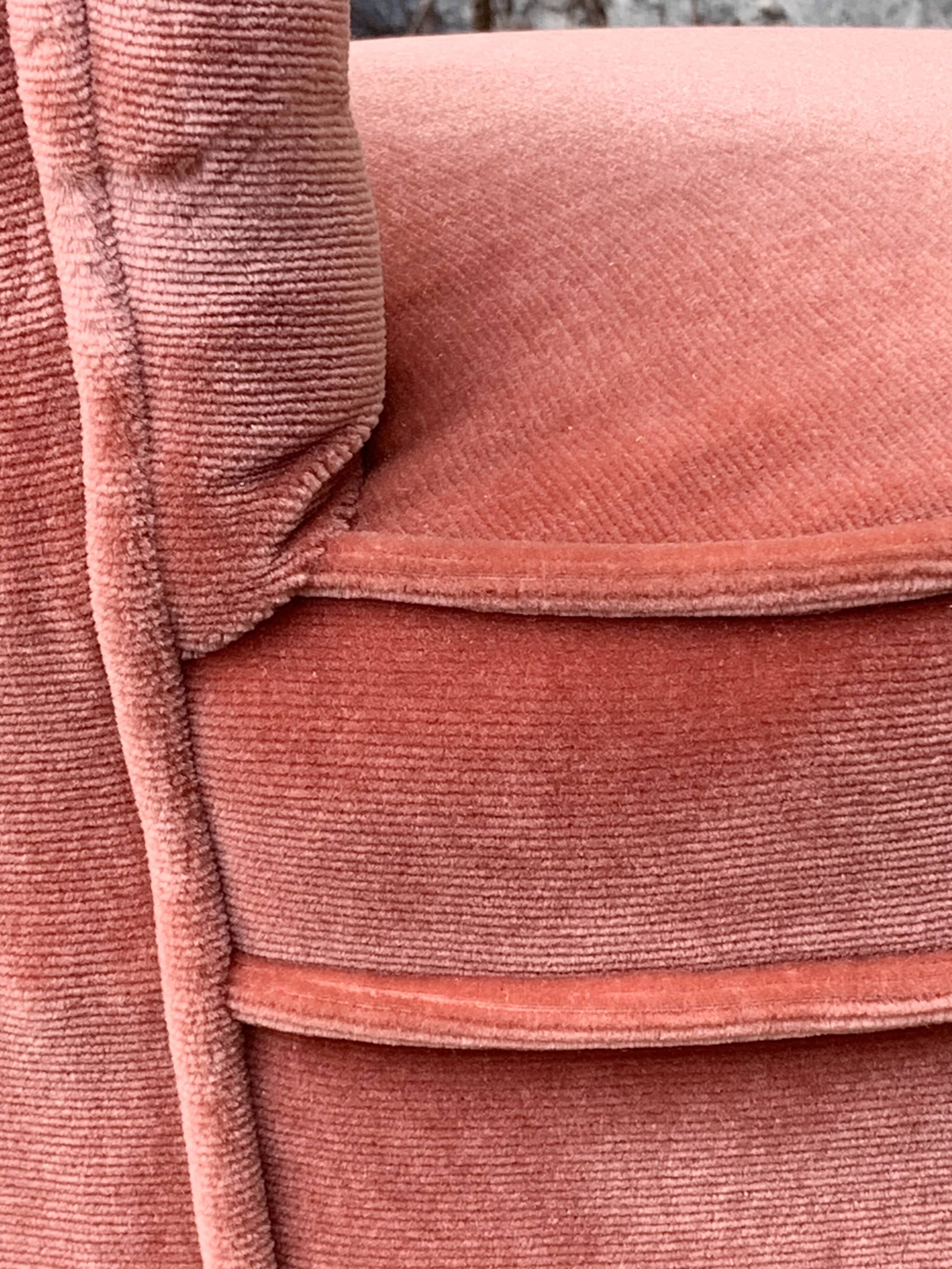 Pink velvet padded toad armchair 1970