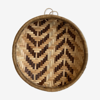 Two-coloured braided wicker basket