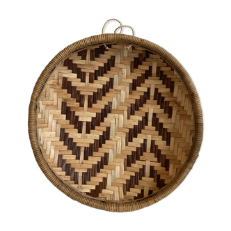 Two-coloured braided wicker basket