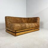 Mid-century cognac leather lounge sofa in oak
