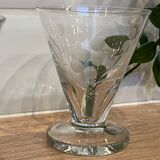 Set of 4 engraved glass white wine glasses