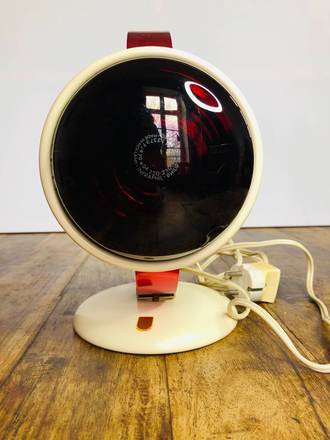 Charlotte Perriand infraphil lamp for Philips 1950s