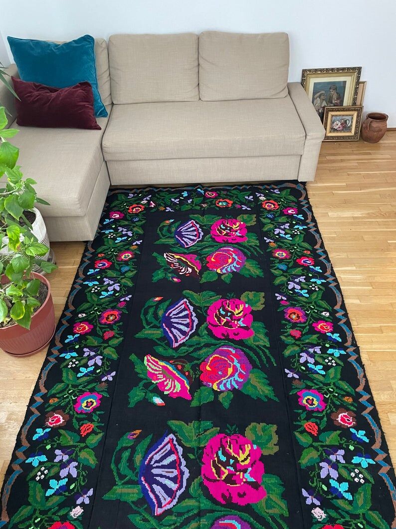 Handwoven Romanian rug with colorful bohemian floral design 294x146cm