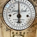 1920s Cast Iron Kitchen Scale - Wirtschafts-Waage