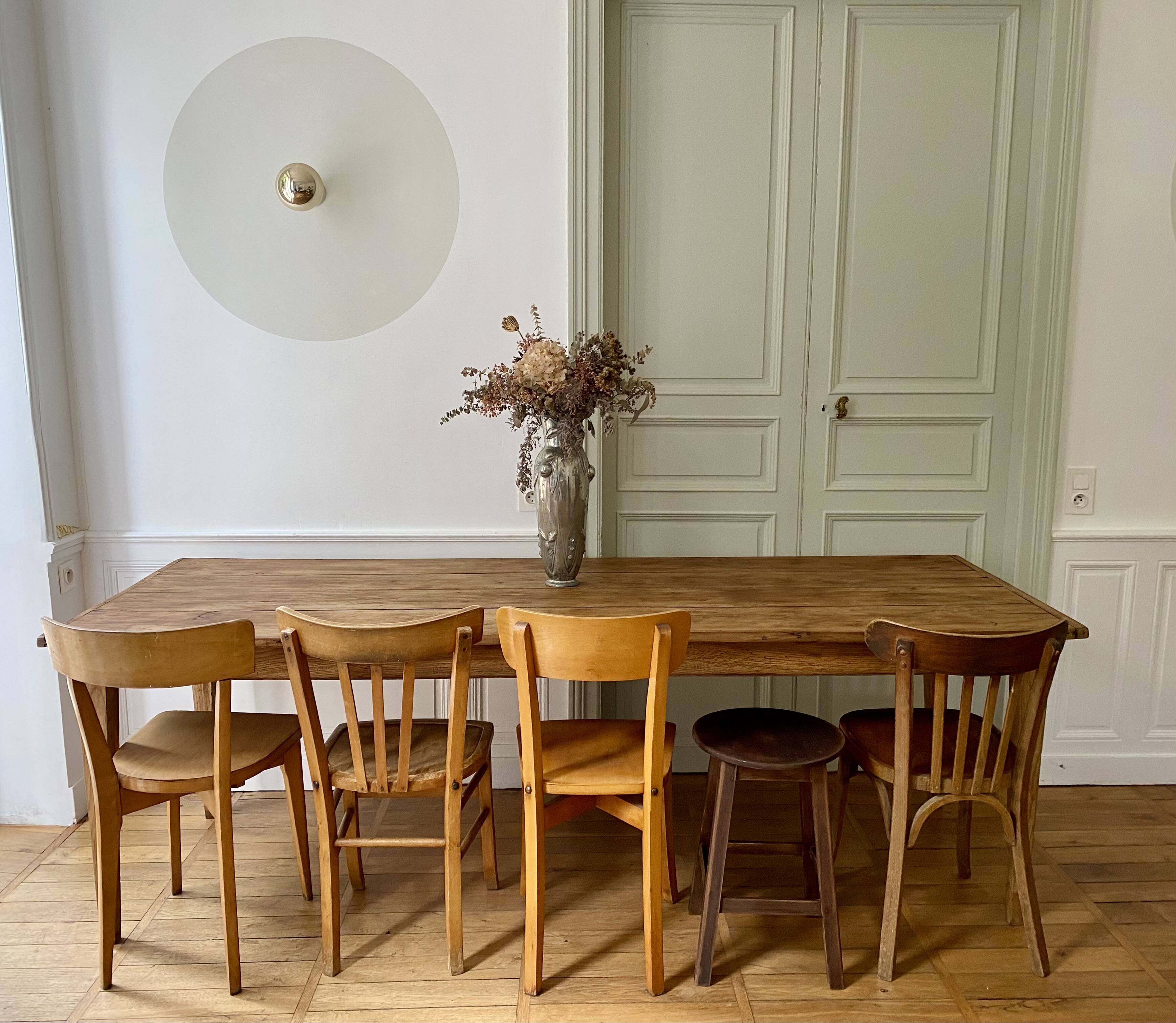 Farm table for 10/12 people.