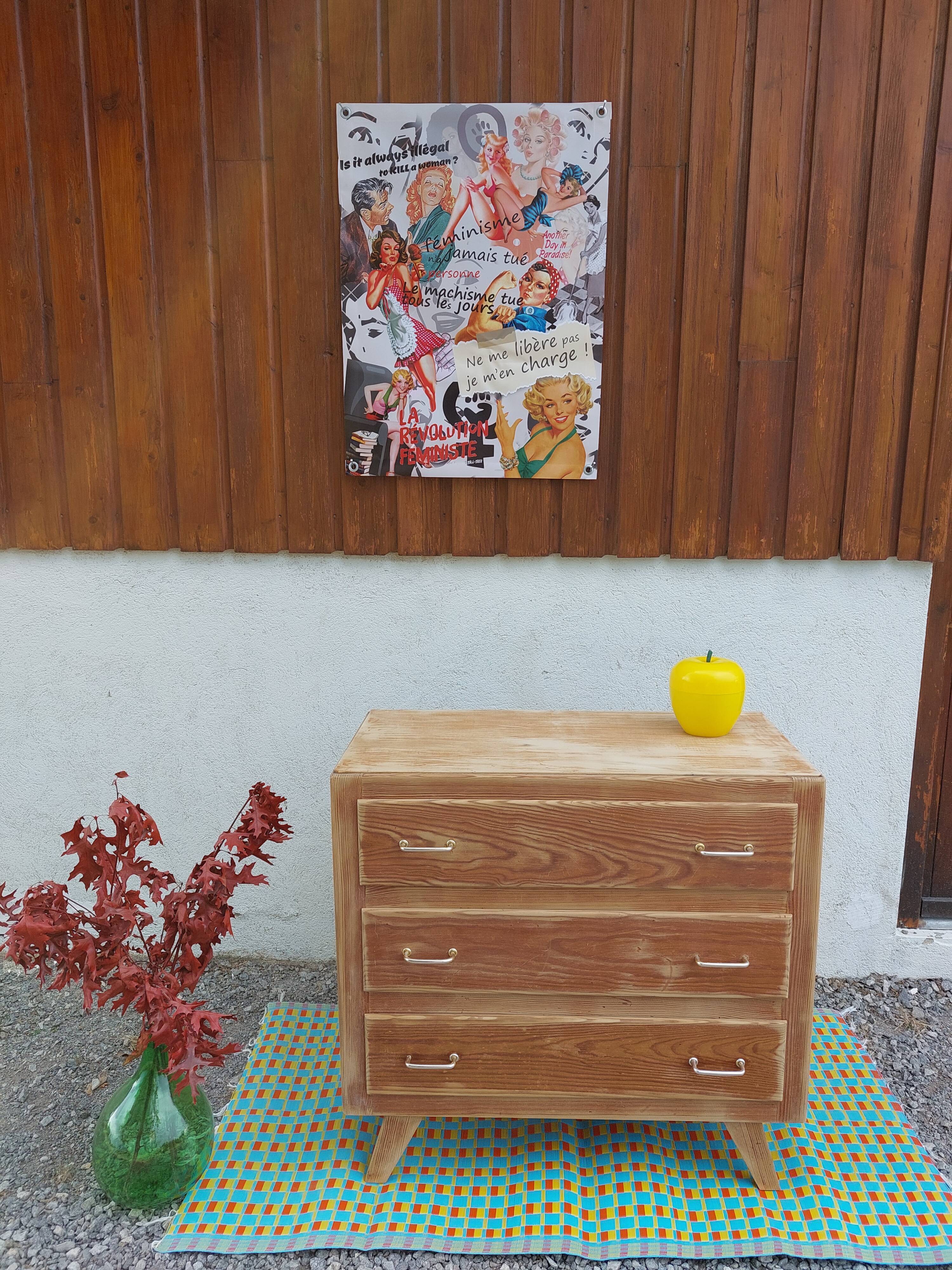 Sanded chest of drawers