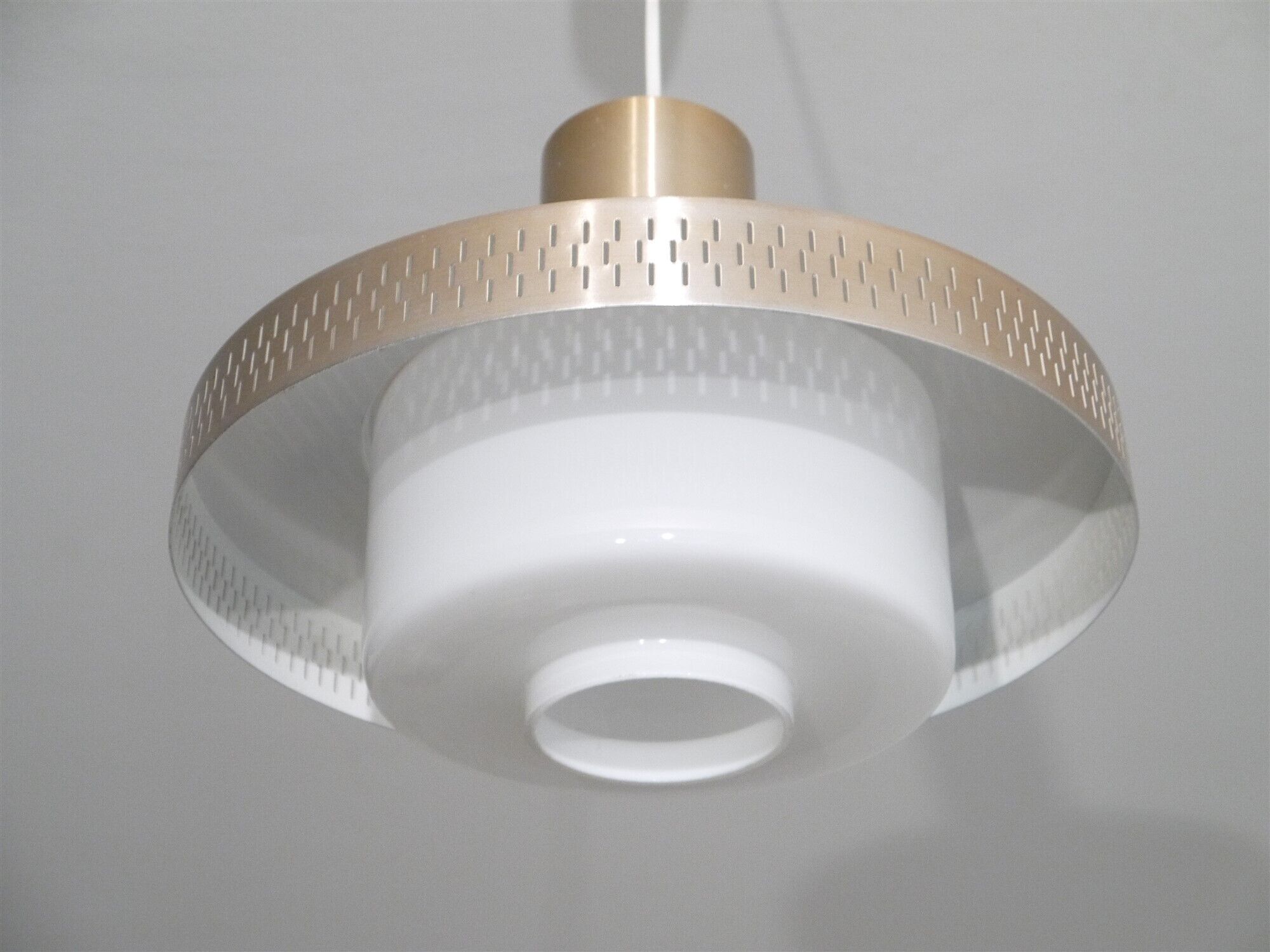 Scandinavian hanging lamp