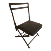 Ancienne chaise d'enfant pliante en fer forgé. Début XXème.