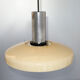 Suspension vintage avec abat-jour en verre opalin beige années 60-70