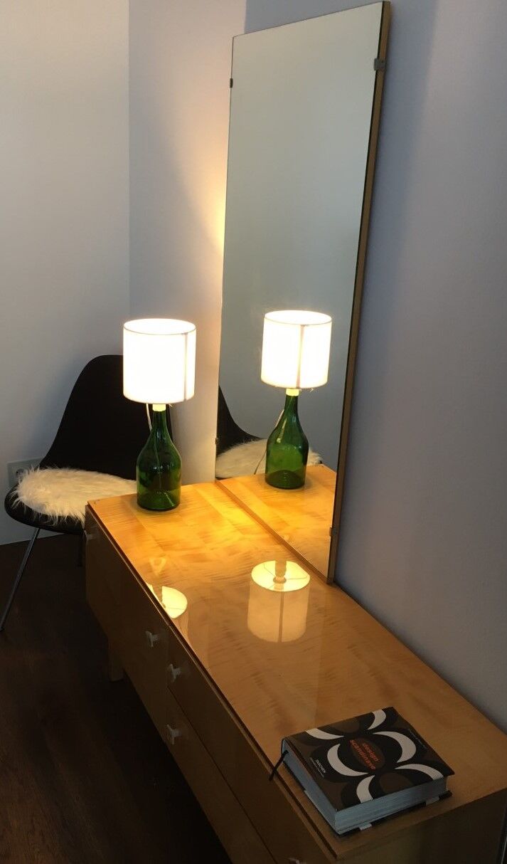 Dressing table in a 1.20m x 1.70m and vintage mirror, 1960's