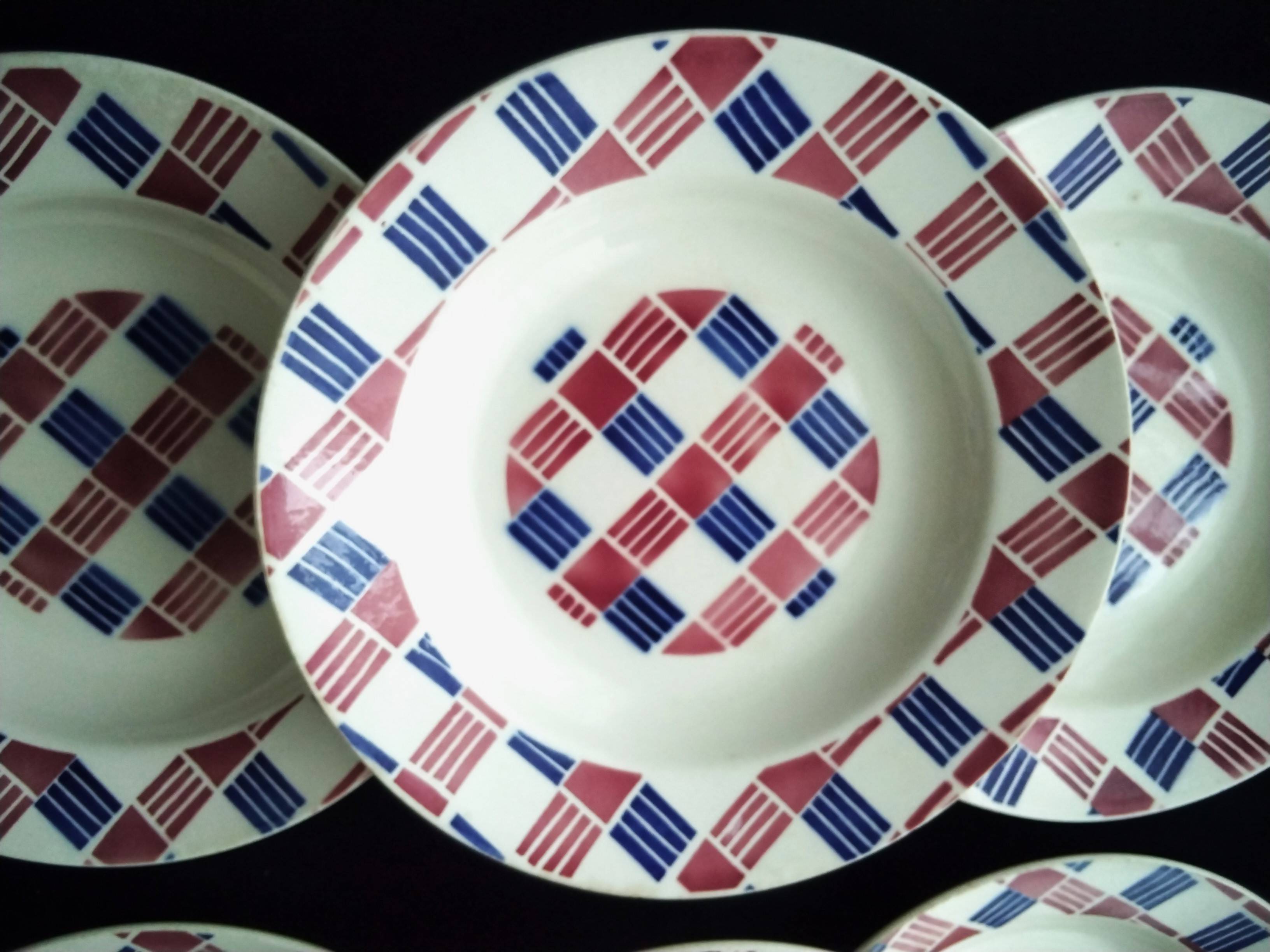 6 Saint Amand earthenware soup plates, Art Deco style