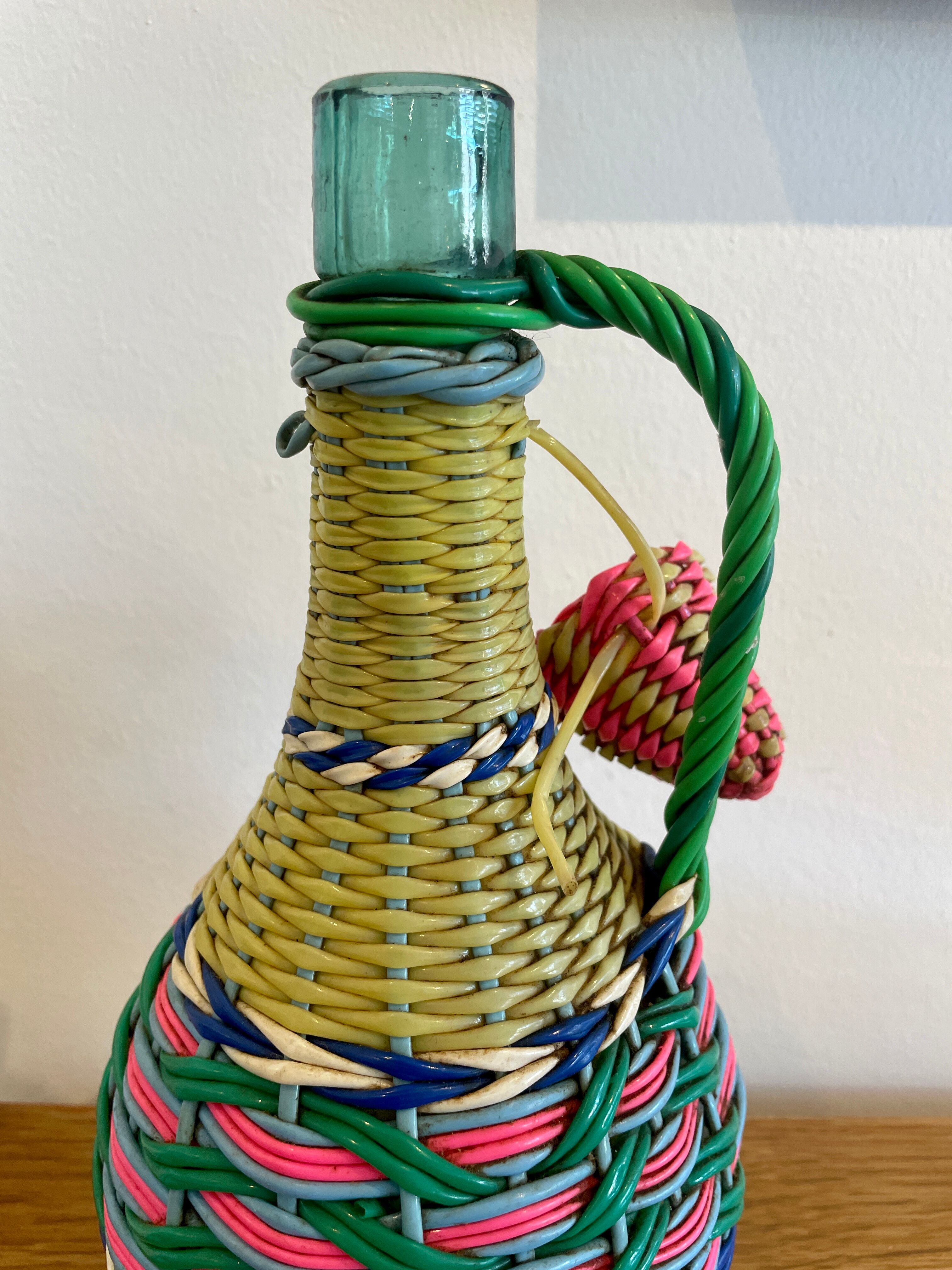 Vintage scoubidou bottle