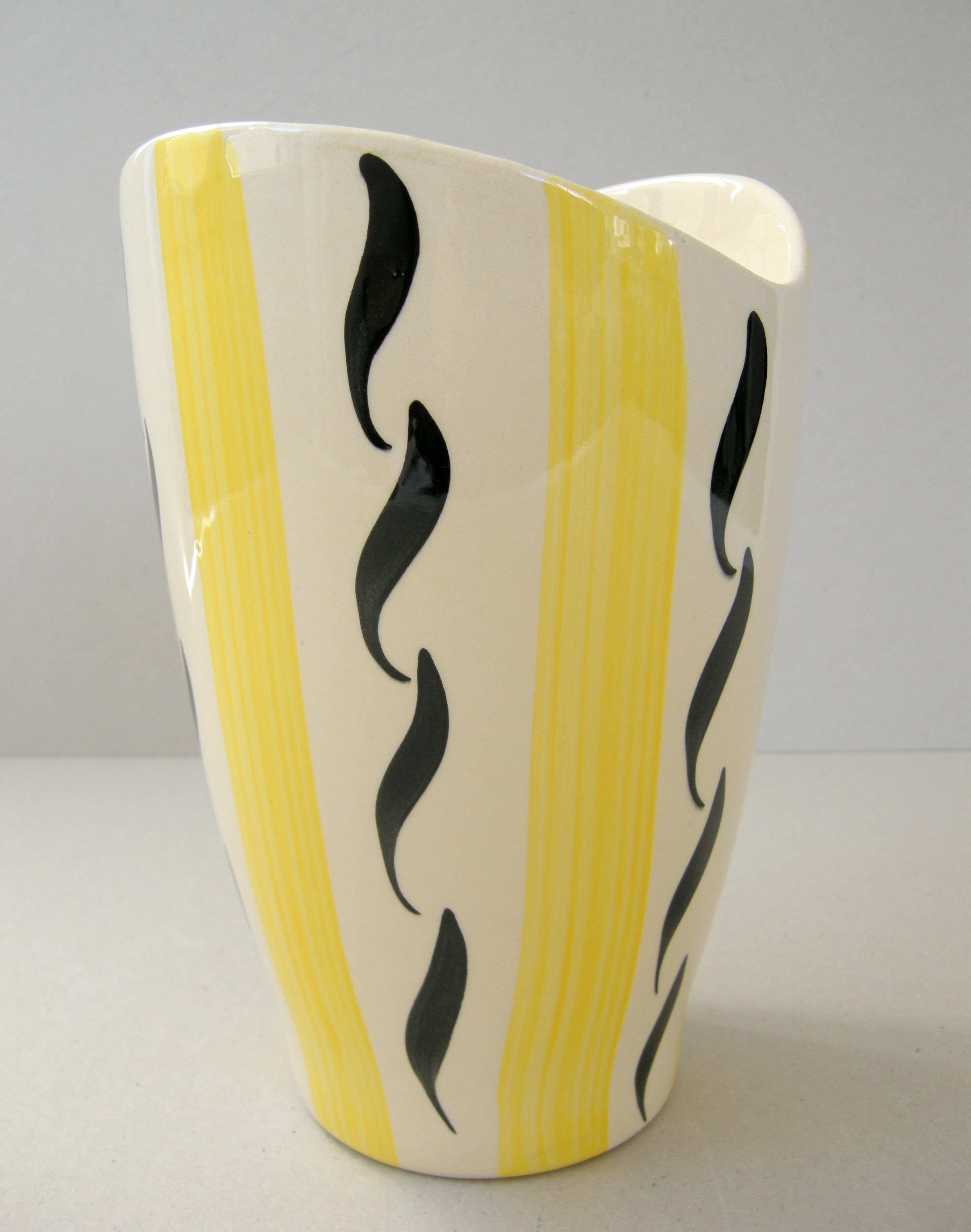 Vintage vase Saint Clément 1950