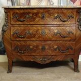 Curved Louis XV style commode with marquetry – Marble top – Gilded bronzes –