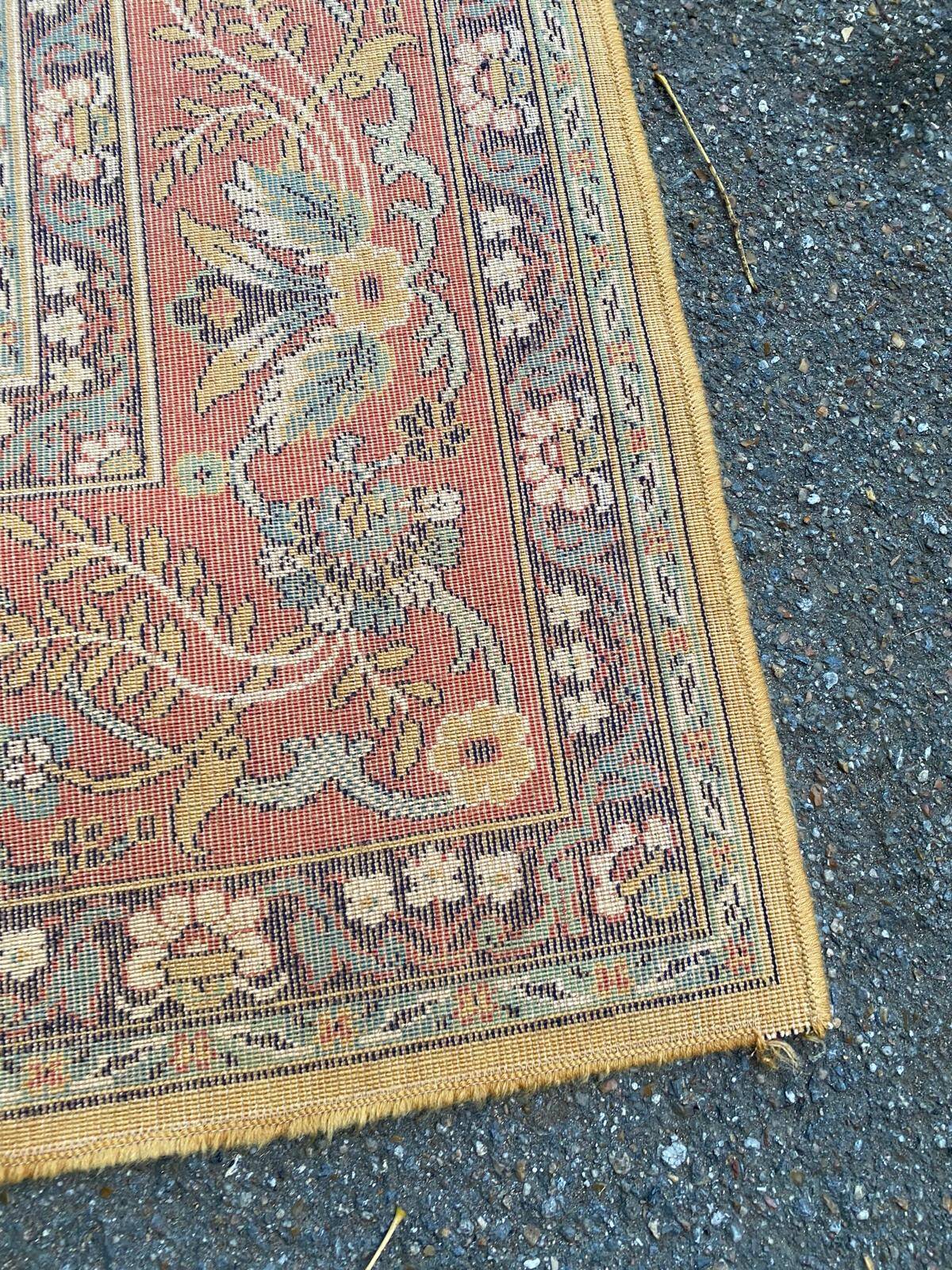 Persian rug in burgundy yellow wool, 200x300cm
