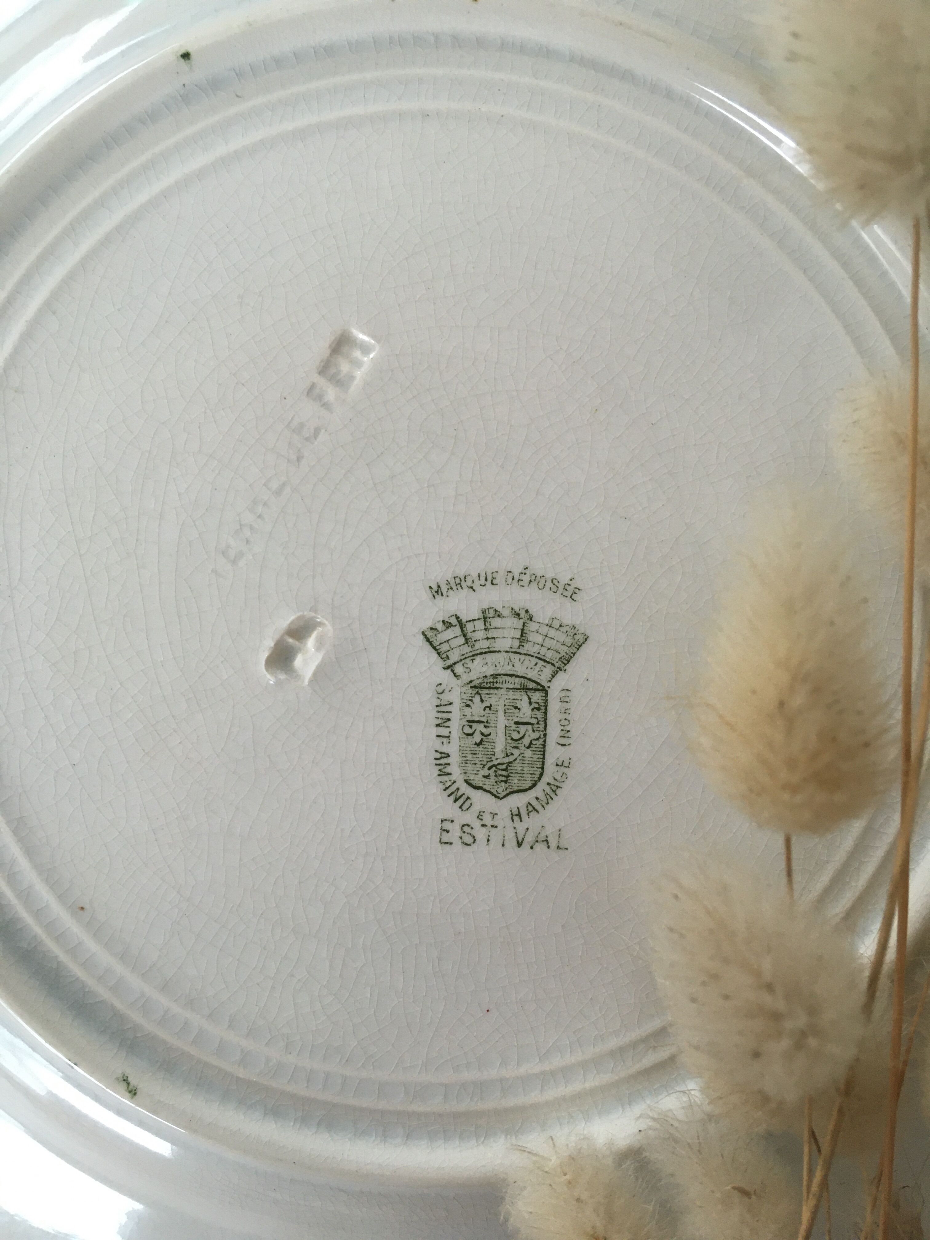 Lot 6 mismatched iron earth dessert plates