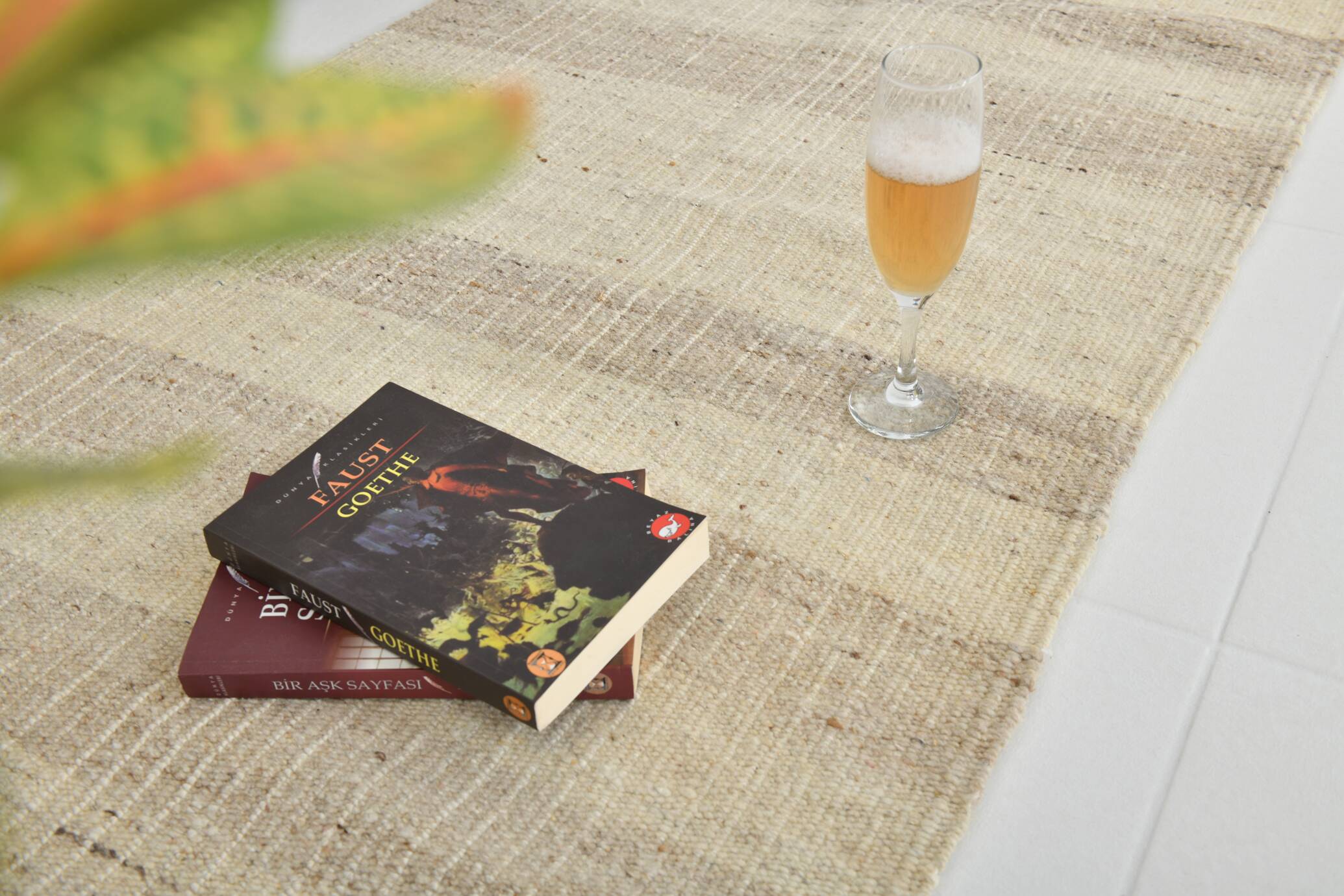 Tapis kilim de couloir en jute beige et marron
