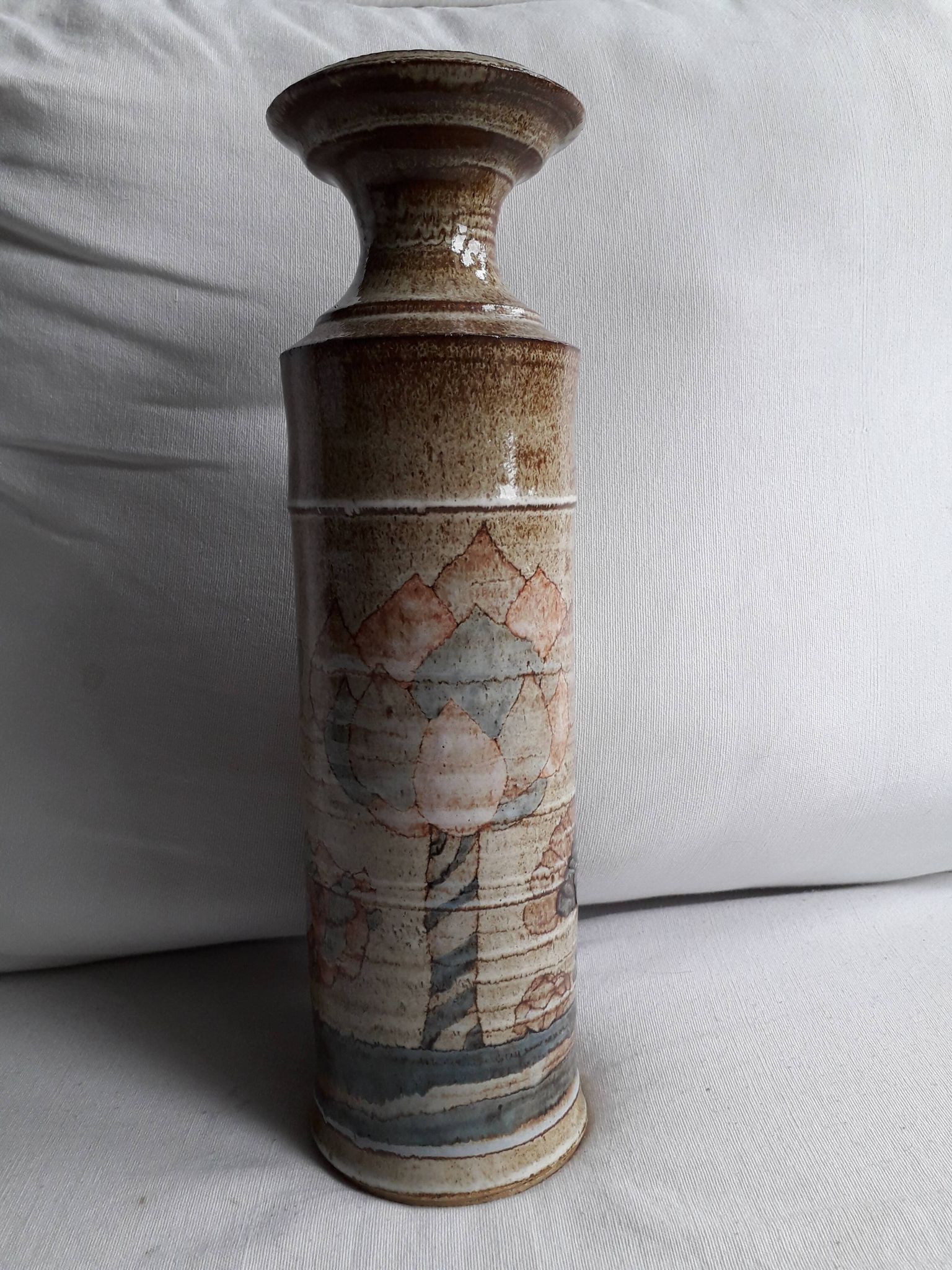 Vase vintage en grès au décor naif
