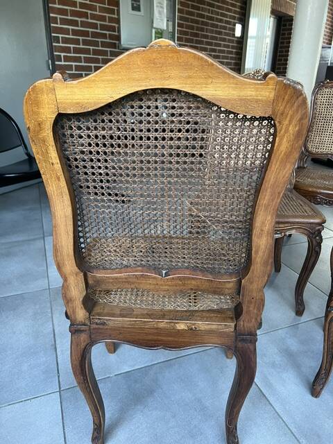 SET OF 6 LOUIS XV CANED CHAIRS IN WALNUT