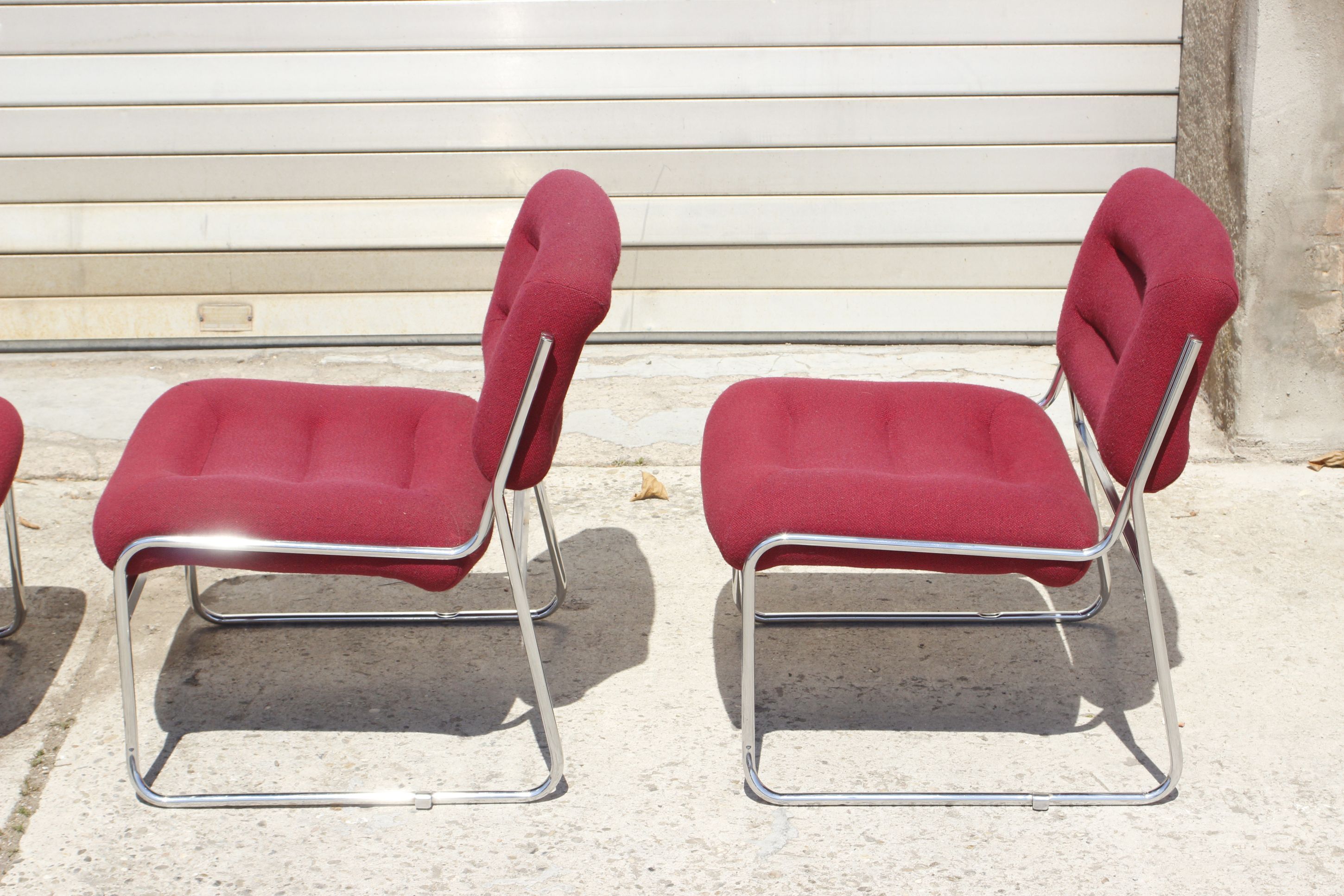Space Age Chairs in Chrome and Velvet, 1970s, Set of 4