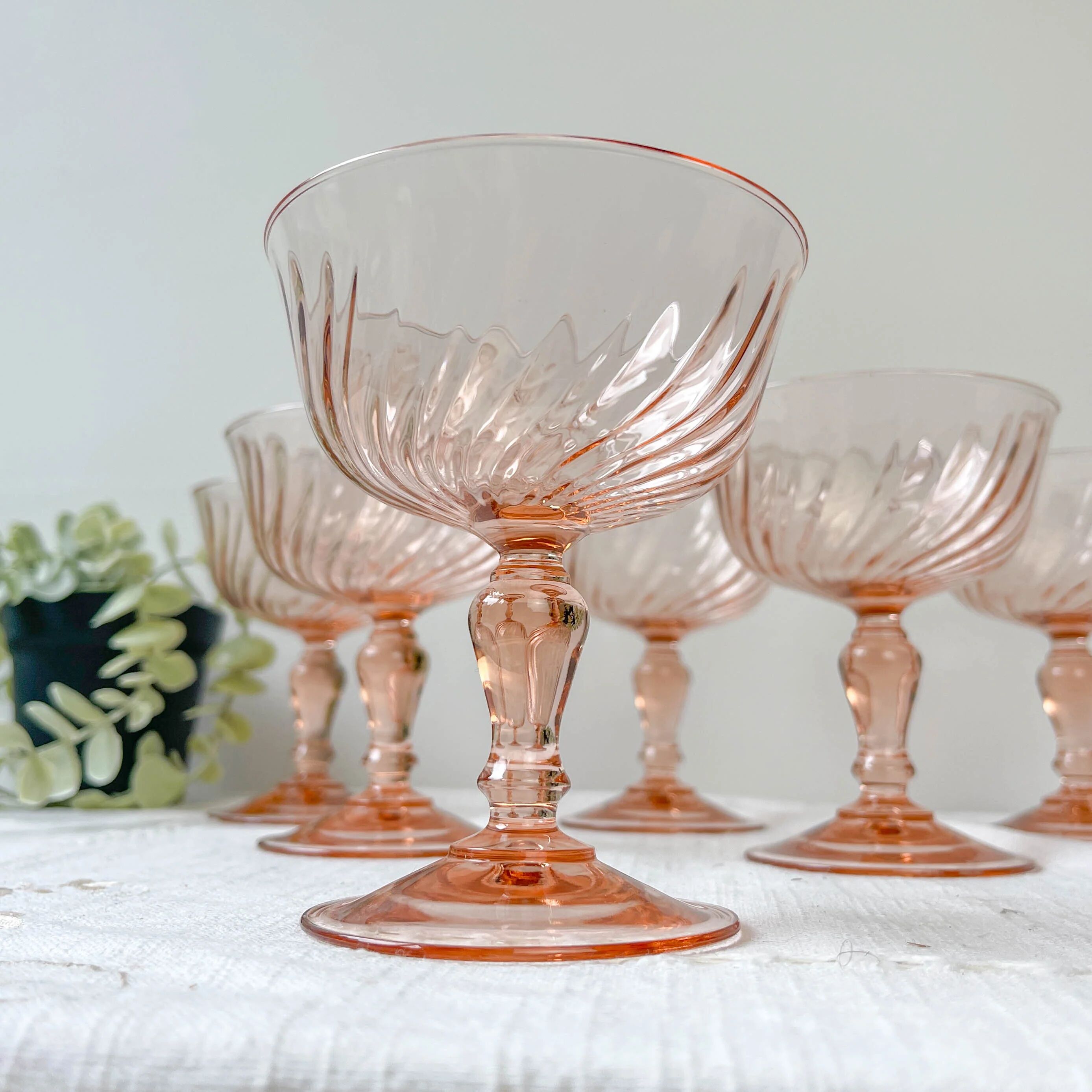 6 vintage pink glass bowls “Rosaline” Arcoroc Luminarc – French depression glass – Antique tableware made in France