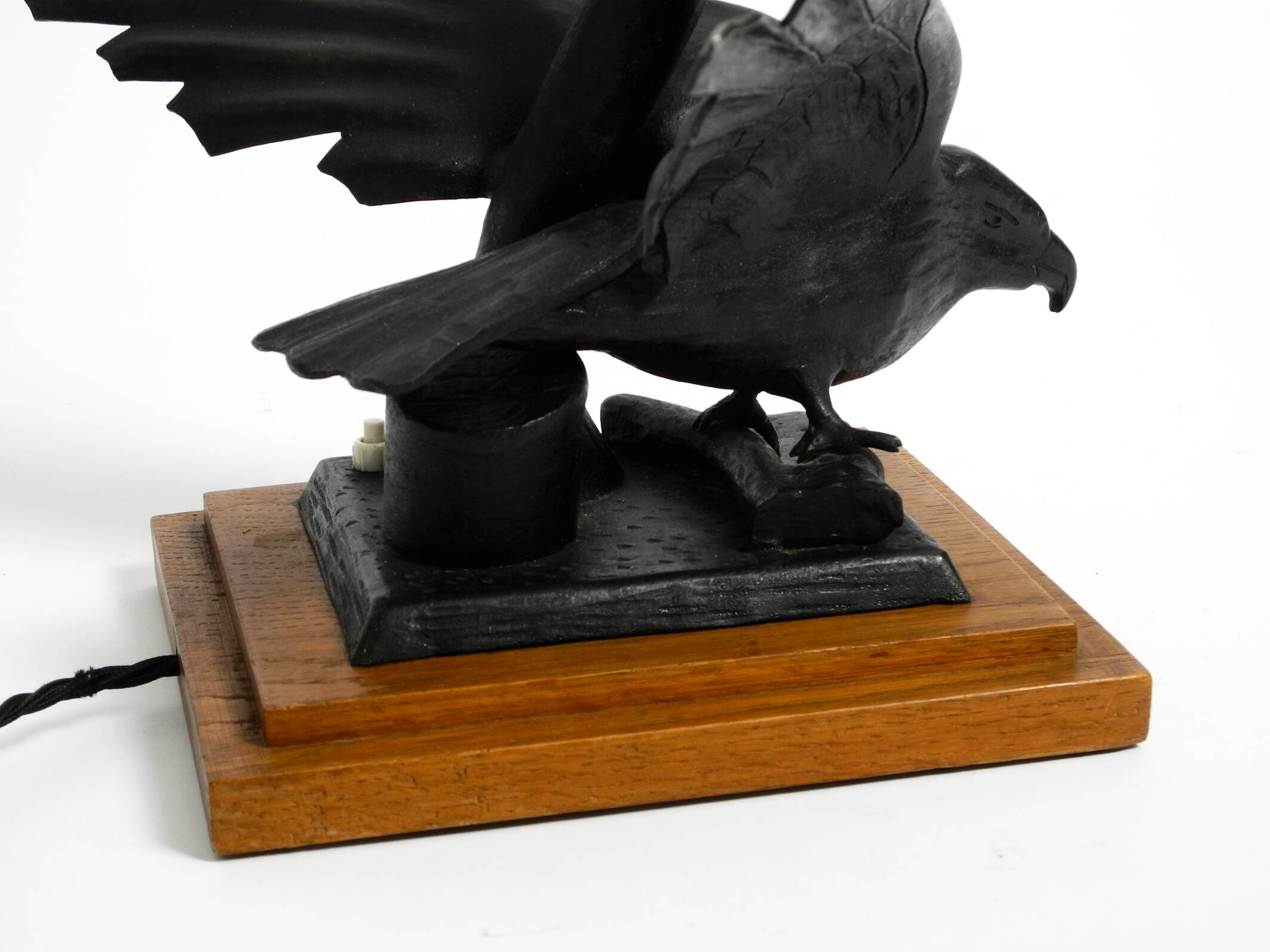 1940s table lamp made of iron in the shape of an eagle, teak wooden base