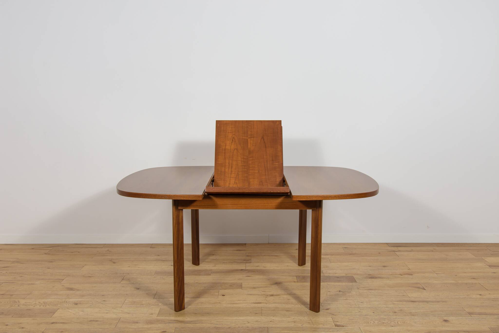 Mid-Century Teak Extending Dining Table from G-Plan, United Kingdom, 1960s