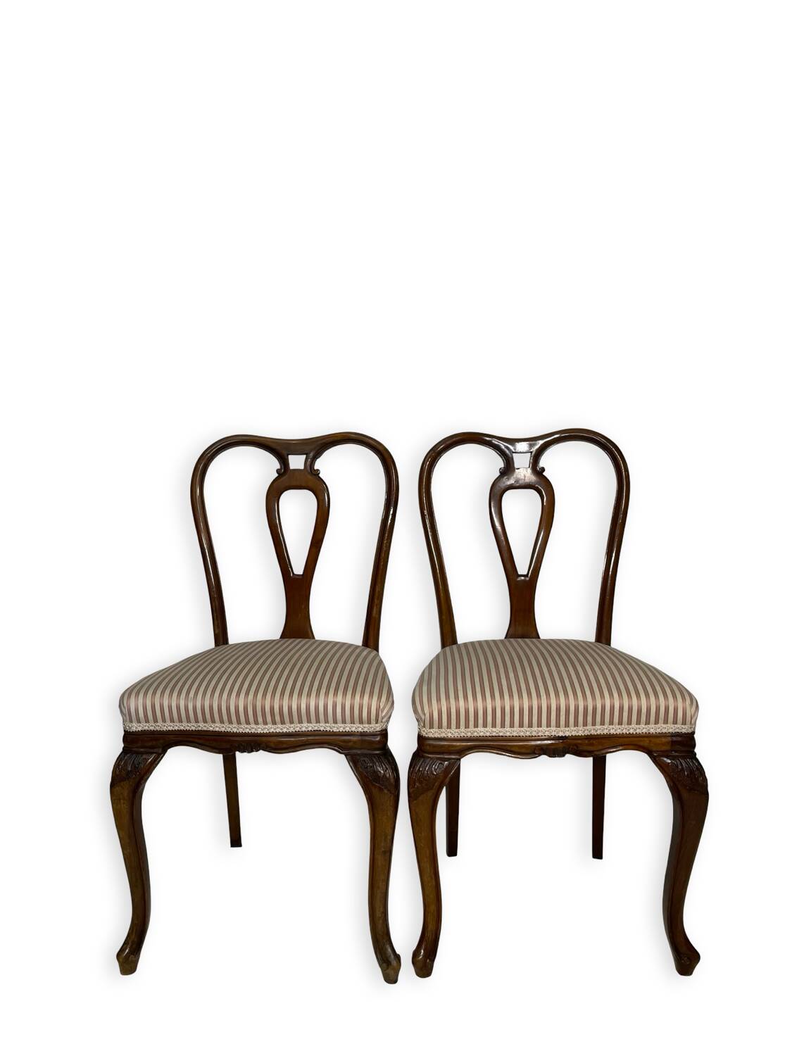 4 chaises de salle à manger en noyer, années 1950.