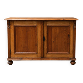 Small chic country buffet