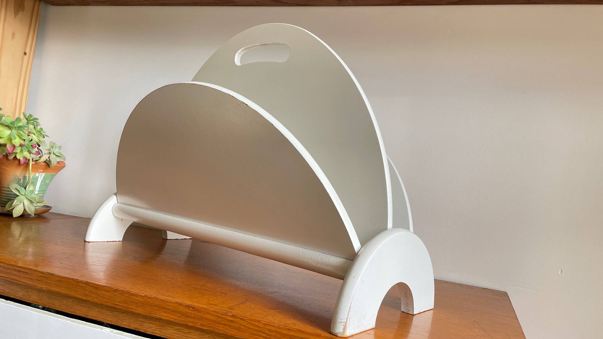 White Magazine Rack 1980s Design