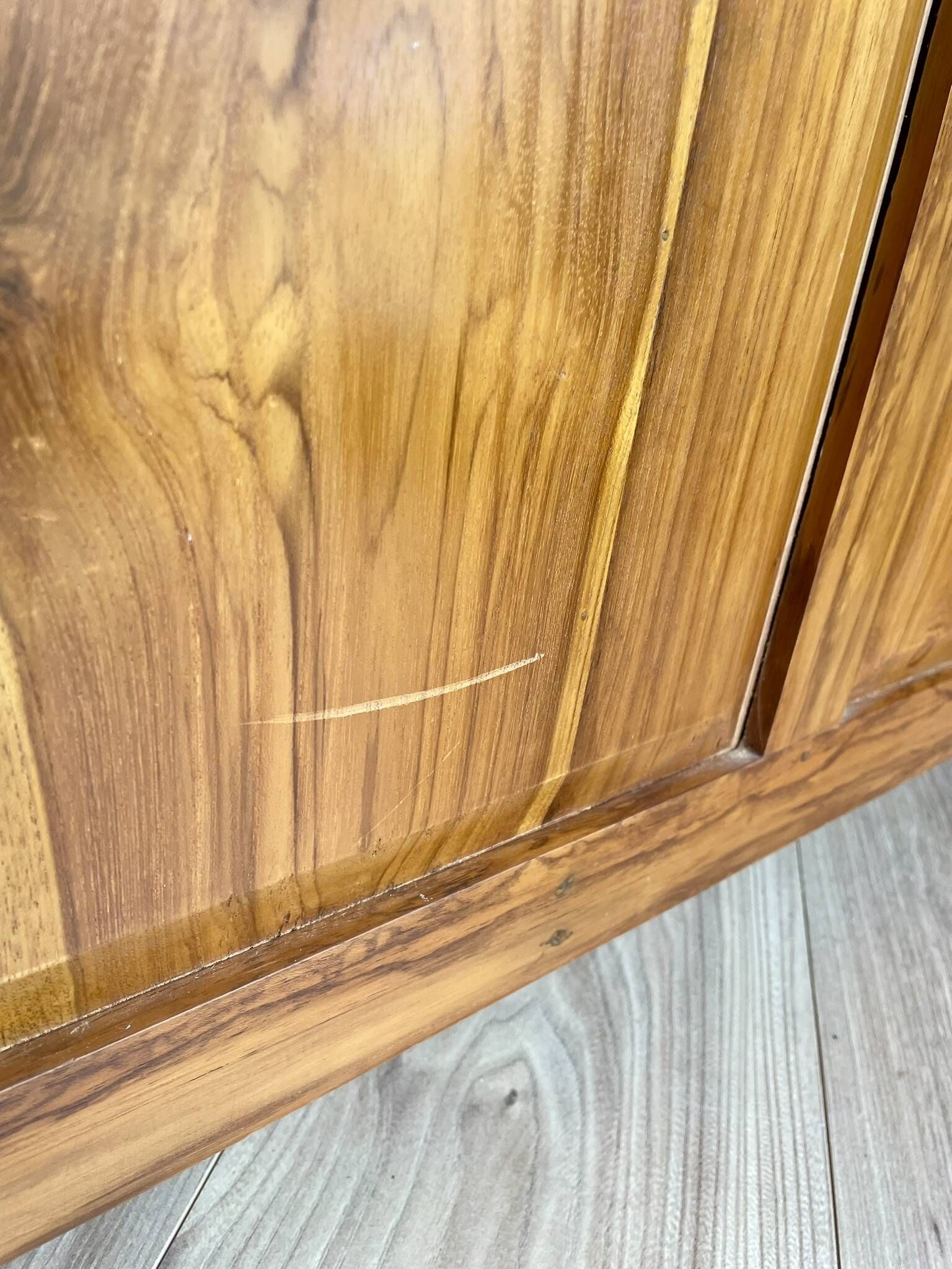 Vintage wooden desk with 1 drawer and 1 door.