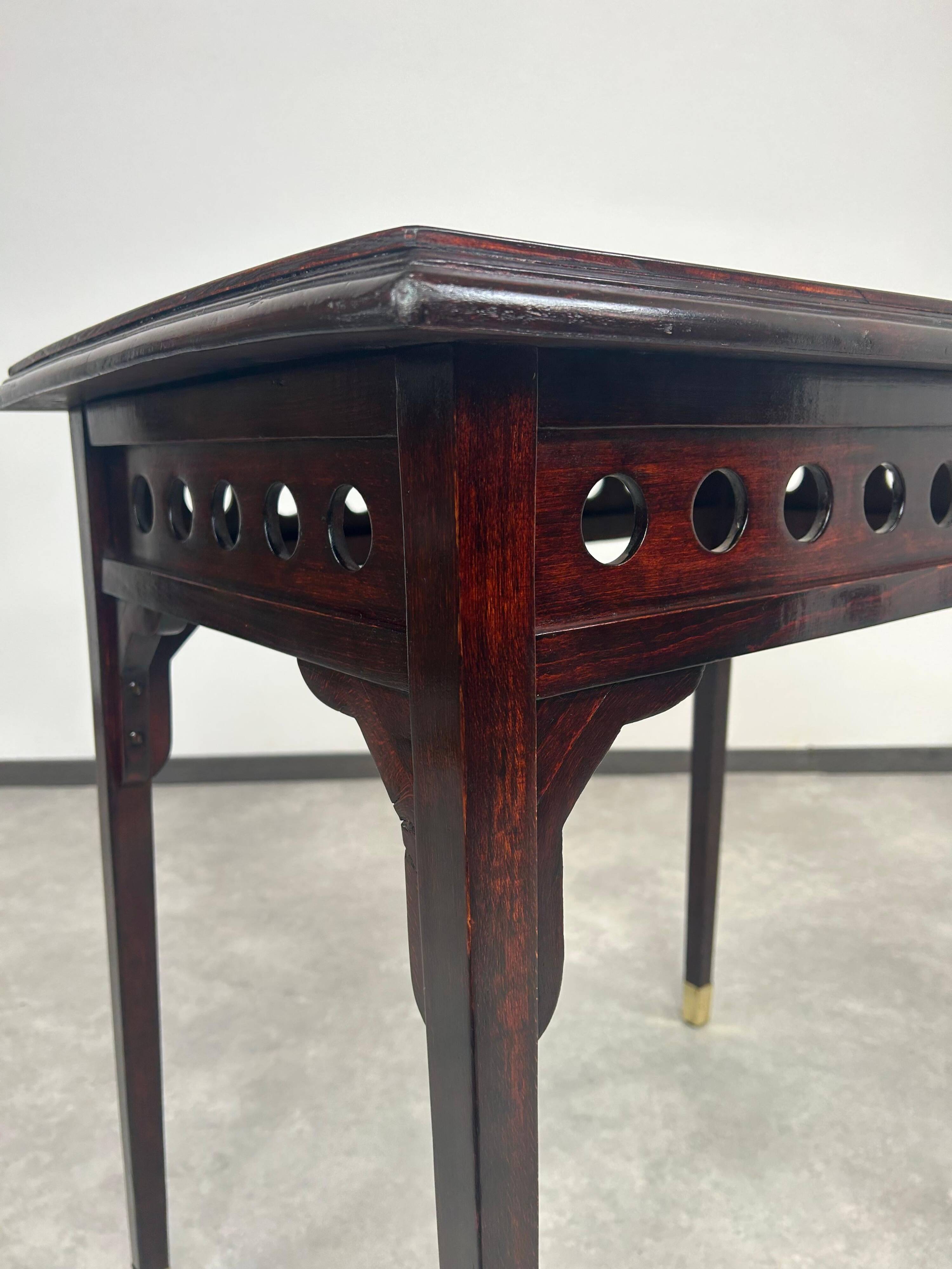 Table d'appoint Sécession de Vienne par Josef Hoffmann pour J&J Kohn