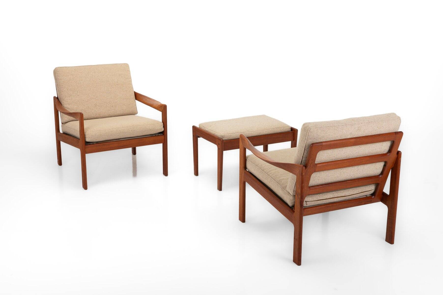Easy chairs and ottoman by Illum Wikkelsø for Niels Eilersen, Denmark, 1960s, set of 3